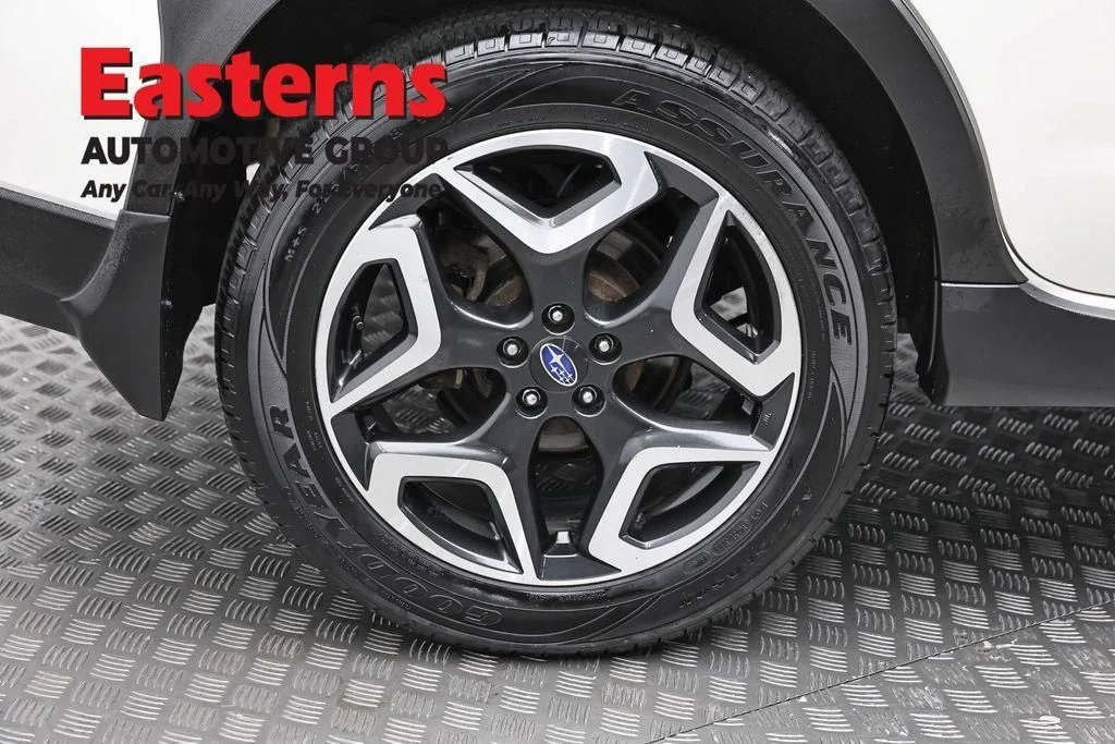 Used 2019 White Subaru 2.0i Limited image 35
