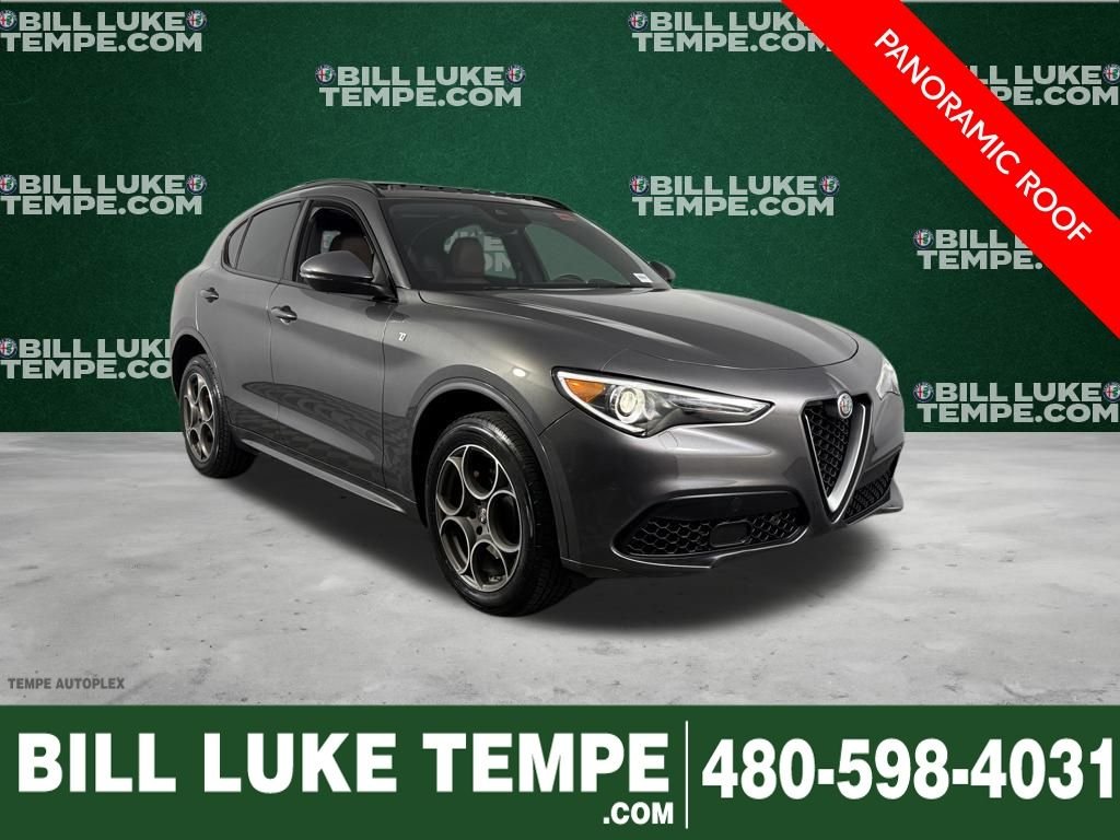 2023 Alfa Romeo Stelvio Ti AWD's photo