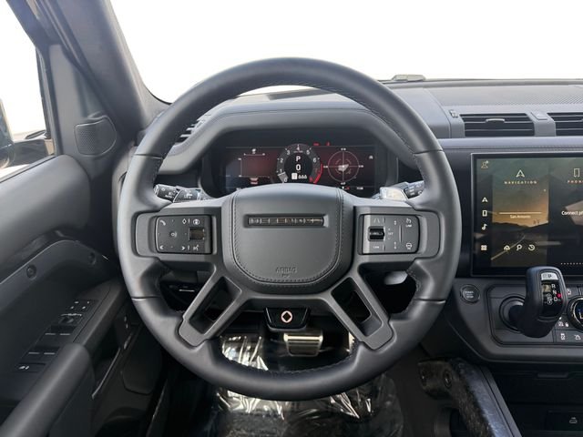 New 2026 Narvik Black Land Rover OCTA Black image 13