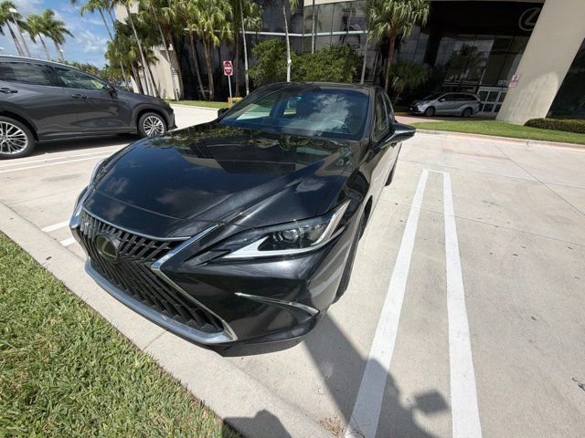 Certified Used 2024 Caviar Lexus ES 300h Luxury image 4