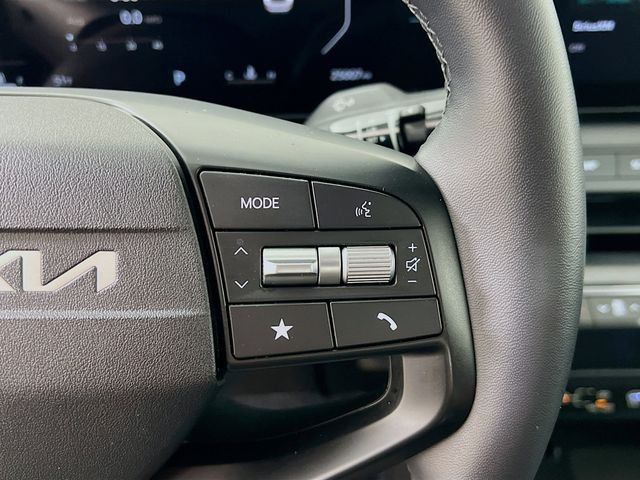 2025 Kia K4 EX - Photo 30