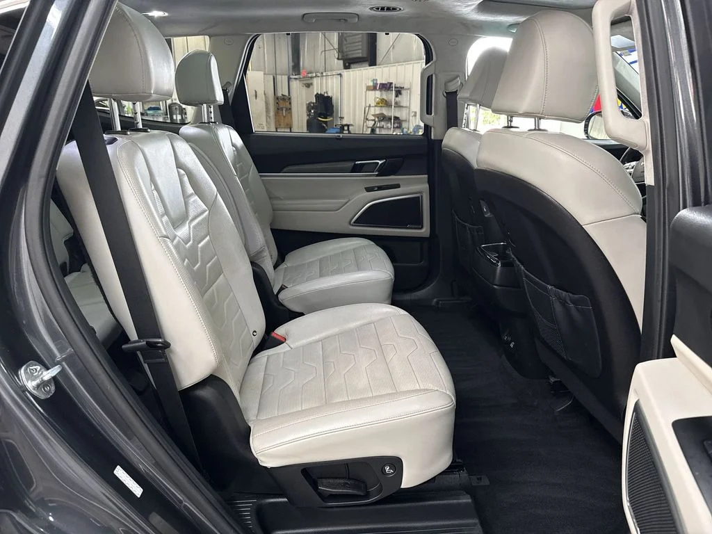 Used 2022 Grey Kia SX image 17