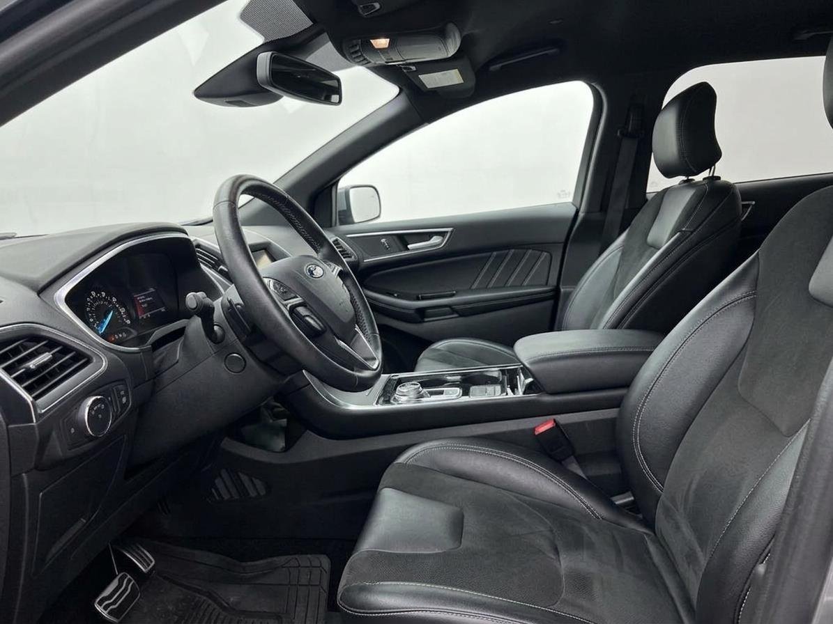 Used 2019 Magnetic Metallic Ford ST image 9