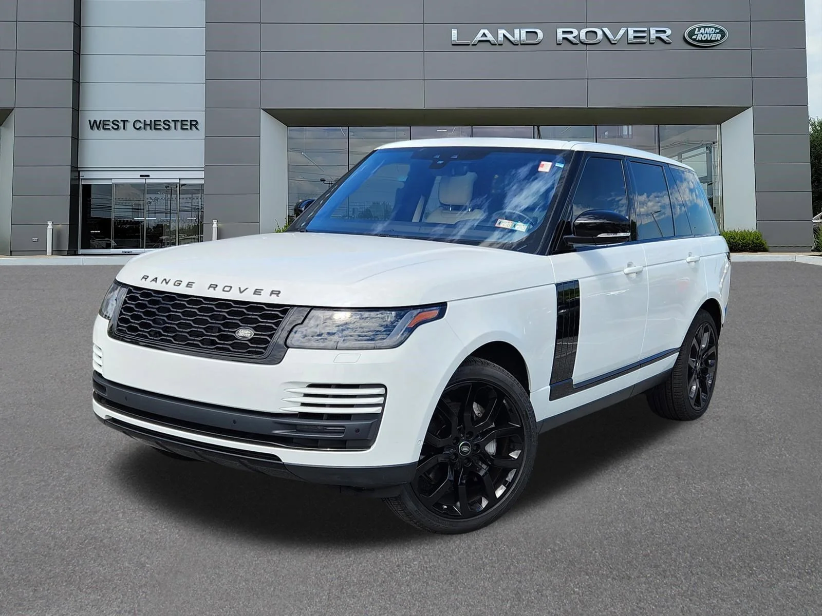 2020 Land Rover Range Rover 3.0 P360 MHEV's photo