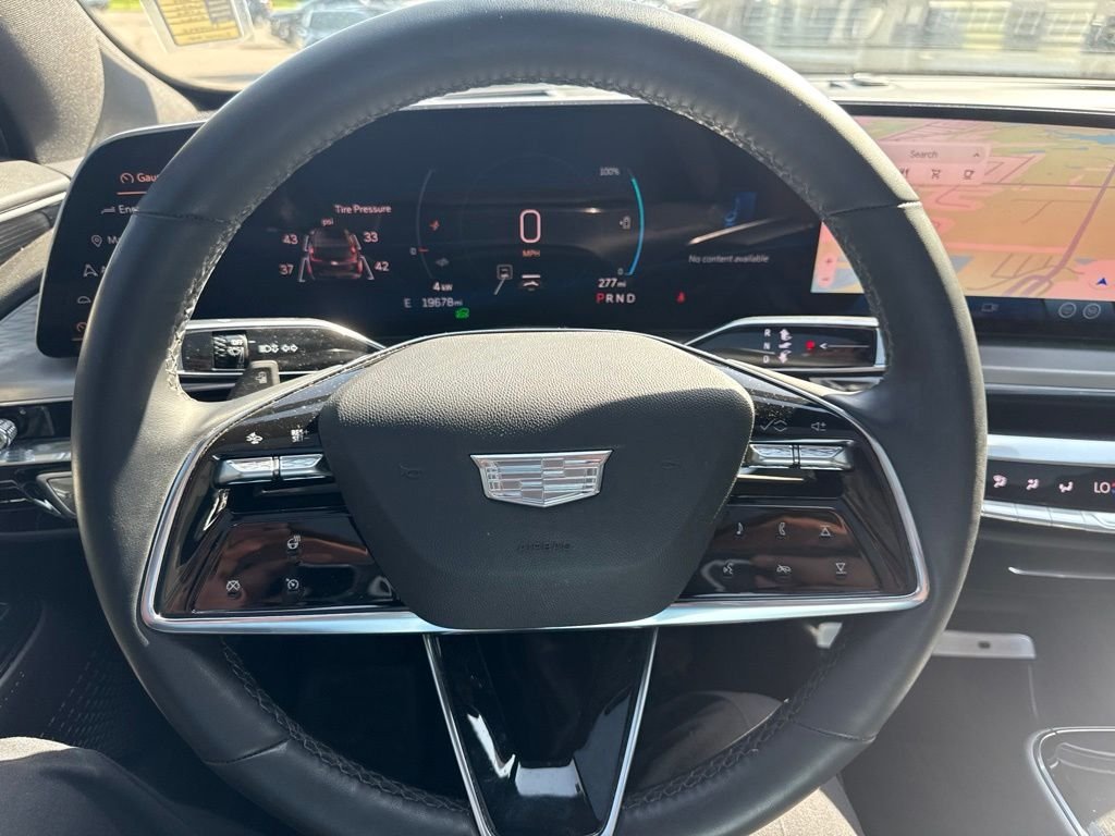 Used 2024 Blue Cadillac Luxury image 12