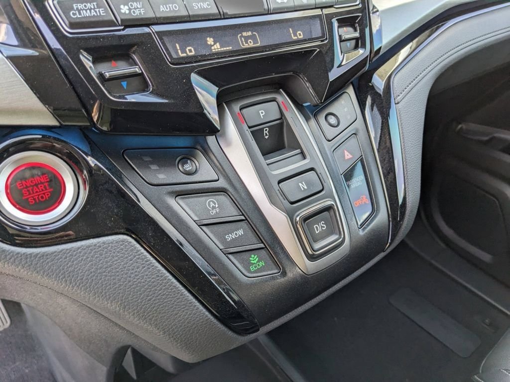 Used 2022 White Honda Touring image 22