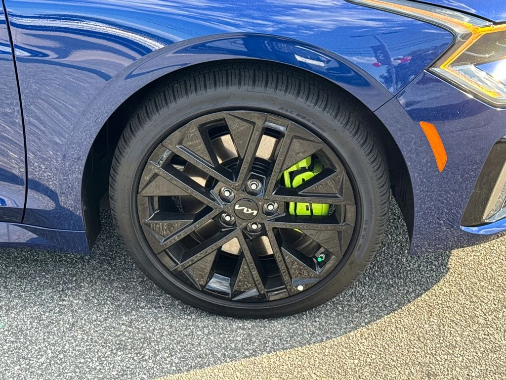 2026 Kia K5 GT - Photo 12