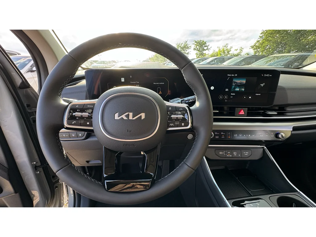 New 2026 Ceramic Silver Kia SX Prestige image 8