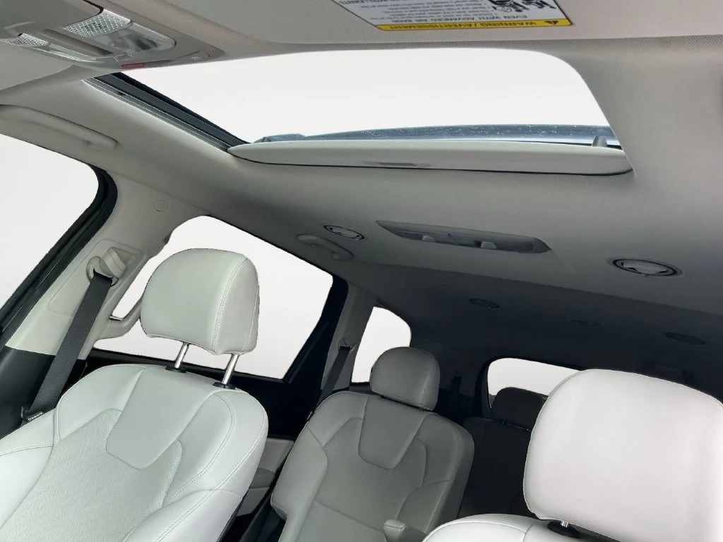 Used 2024 Gray Kia S image 17