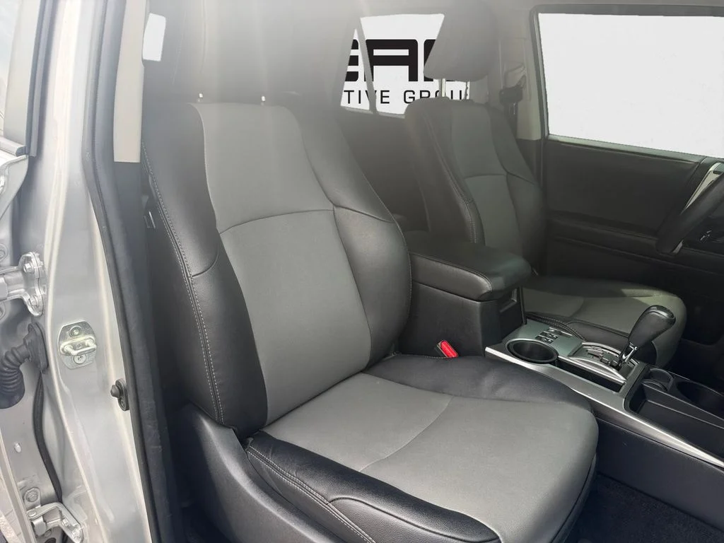 Used 2022 Silver Toyota SR5 Premium image 27