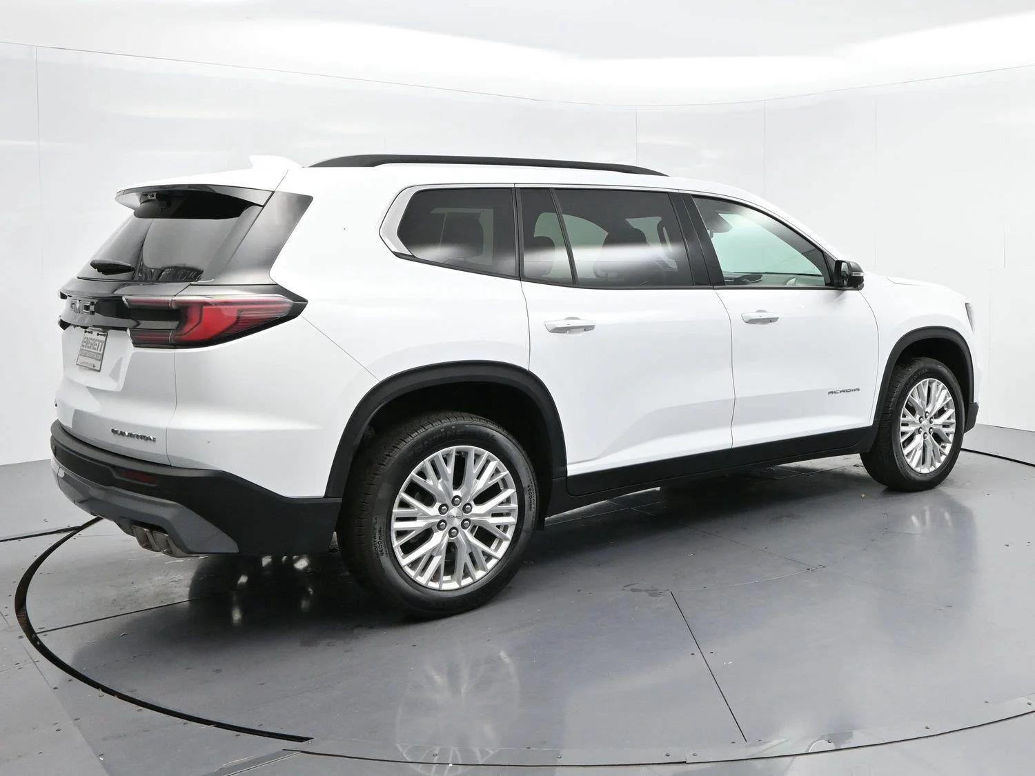 Used 2026 Summit White GMC Elevation image 7