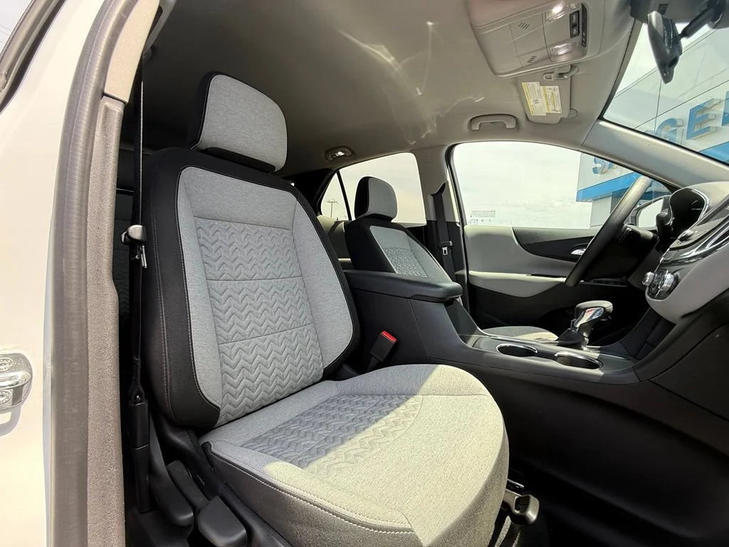 Used 2024 Summit White Chevrolet LS image 15