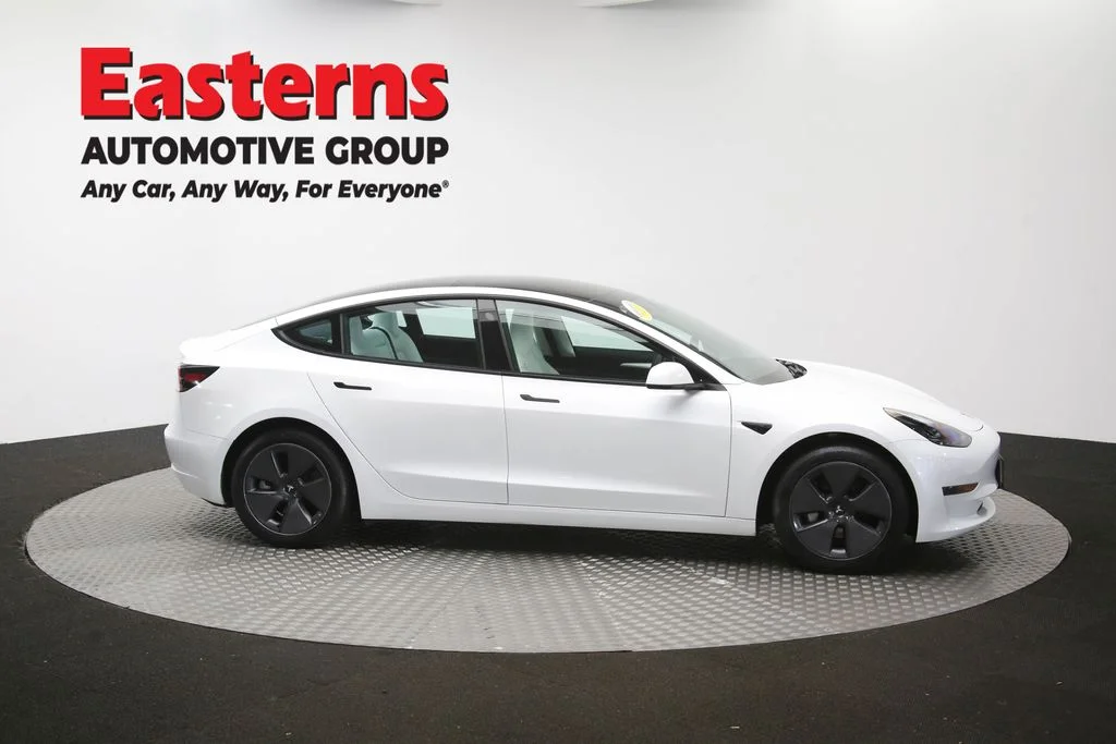 Used 2023 White Tesla Base image 41