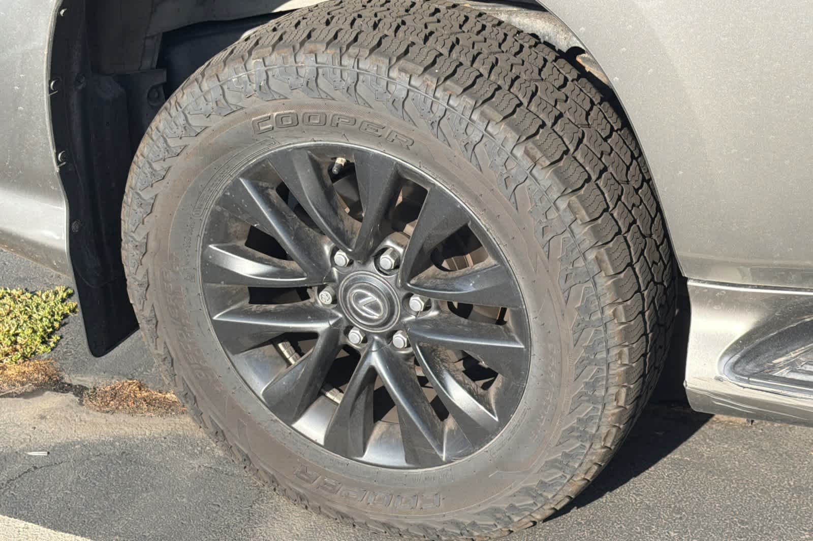 Certified Used 2023 Atomic Silver Lexus Premium image 14