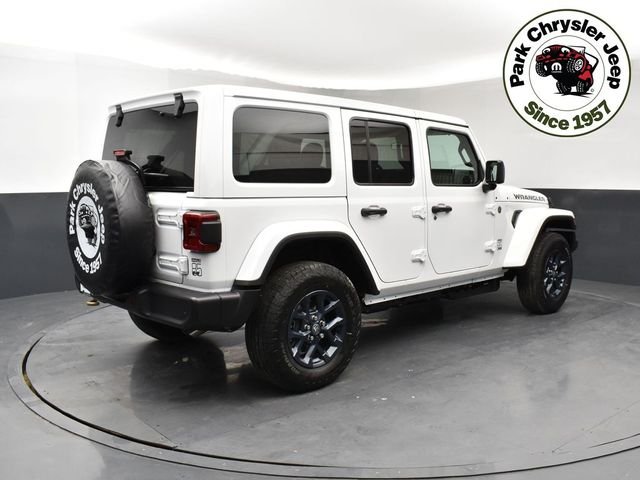 New 2026 Bright White Clear-Coat Exterior Paint Jeep 85th Anniversary Edition image 6