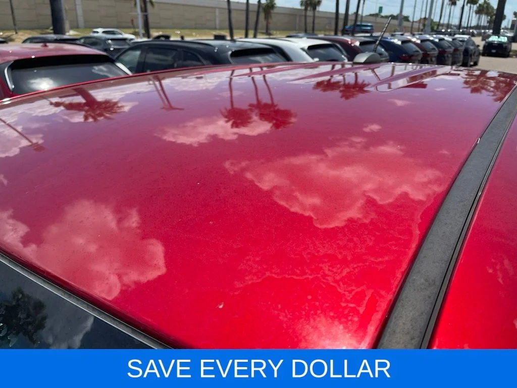 Used 2021 Red GMC Elevation image 21