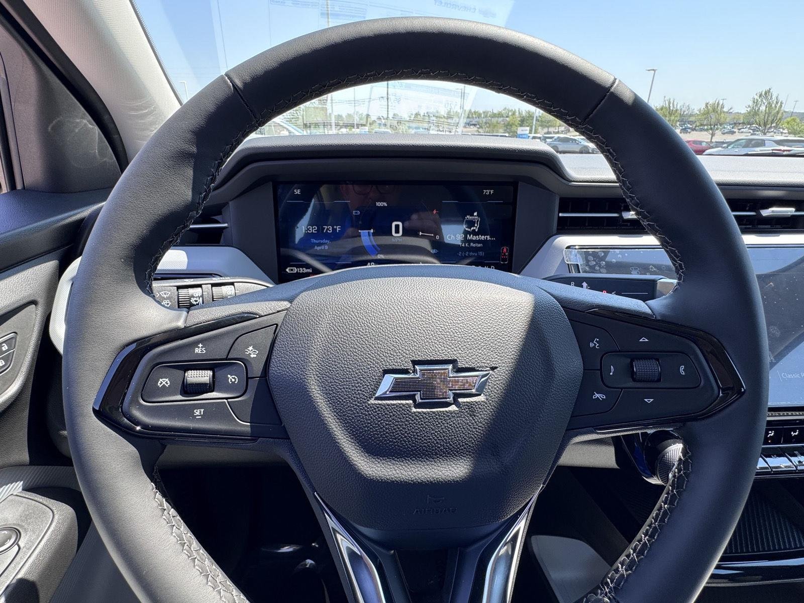 2027 Chevrolet Bolt LT - Photo 12