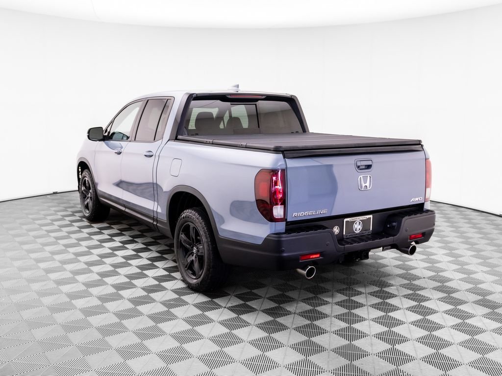 Certified Used 2023 Sonic Gray Pearl Honda AWD BLACK EDITION image 4