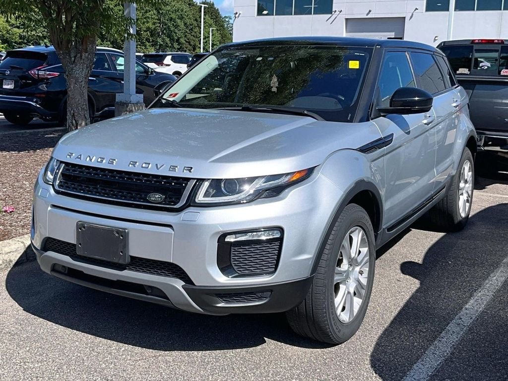 Used 2018 Silver Land Rover  image 3