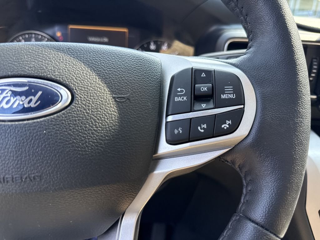 Used 2023 Black Ford XLT image 25
