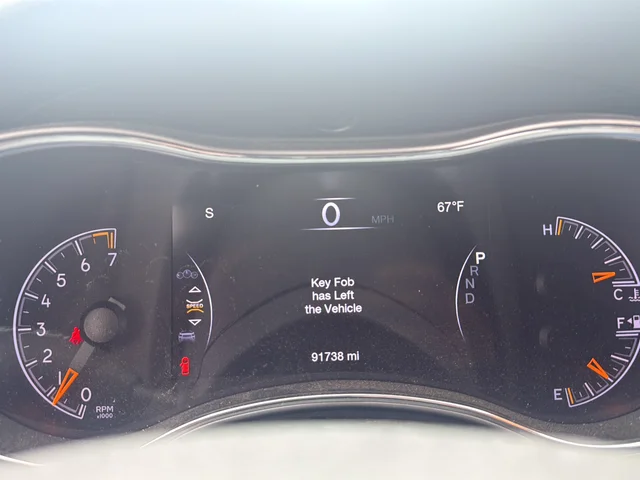 Used 2019 Silver Jeep Laredo E image 12