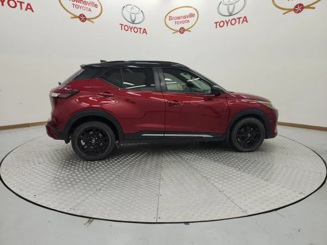 Used 2023 Red Nissan SR image 3