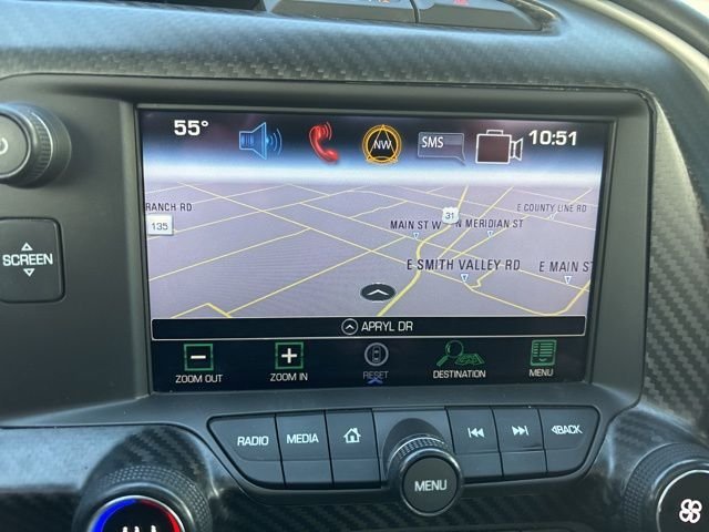 Used 2019 White Chevrolet Stingray Z51 image 24