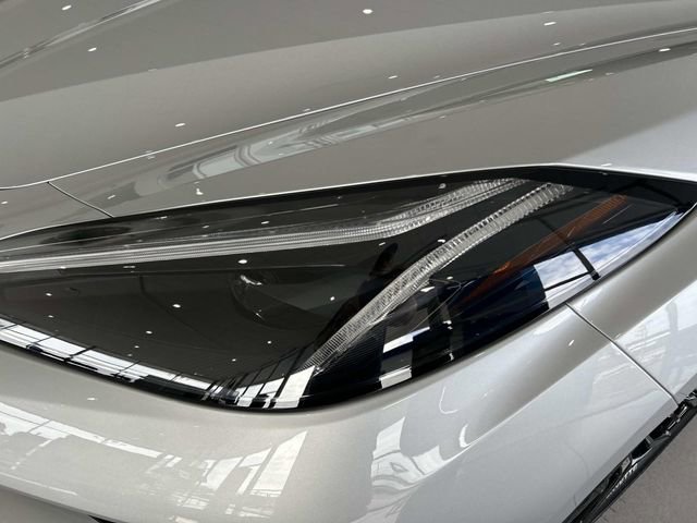 2026 Chevrolet Corvette 1LZ - Photo 8
