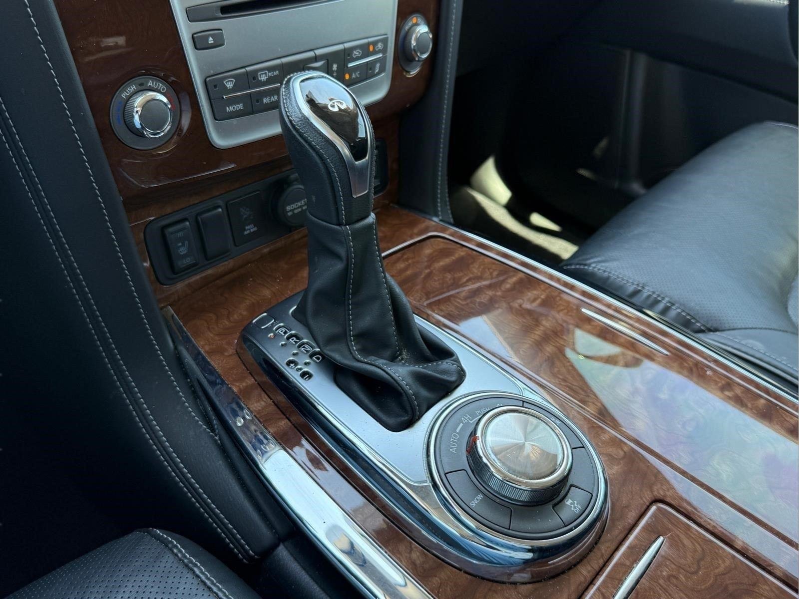Used 2019 Graphite Shadow INFINITI LUXE image 7