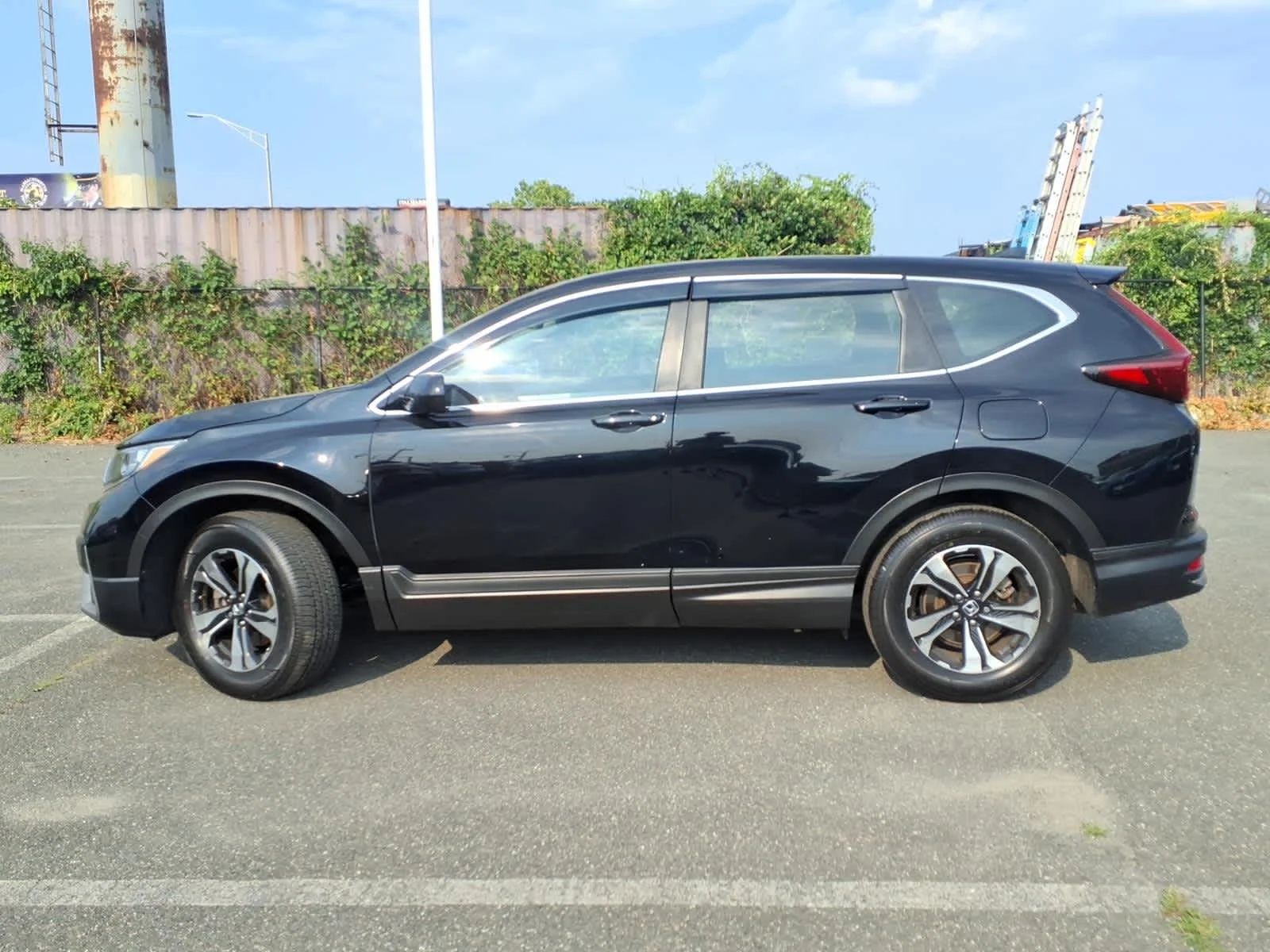 Certified Used 2022 Crystal Black Pearl Honda Special Edition image 4