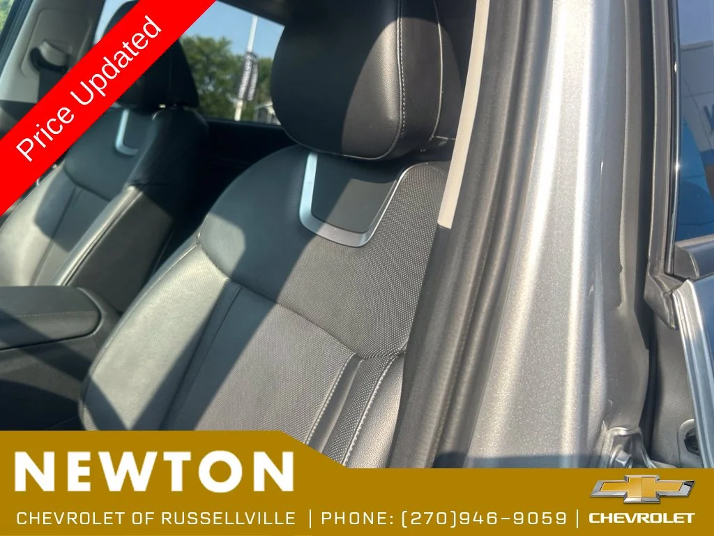 Used 2024 Shimmering Silver Hyundai Limited image 5
