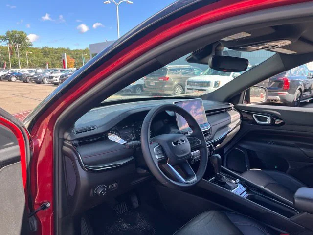 Certified Used 2024 Red Hot Pearlcoat Jeep Trailhawk image 11