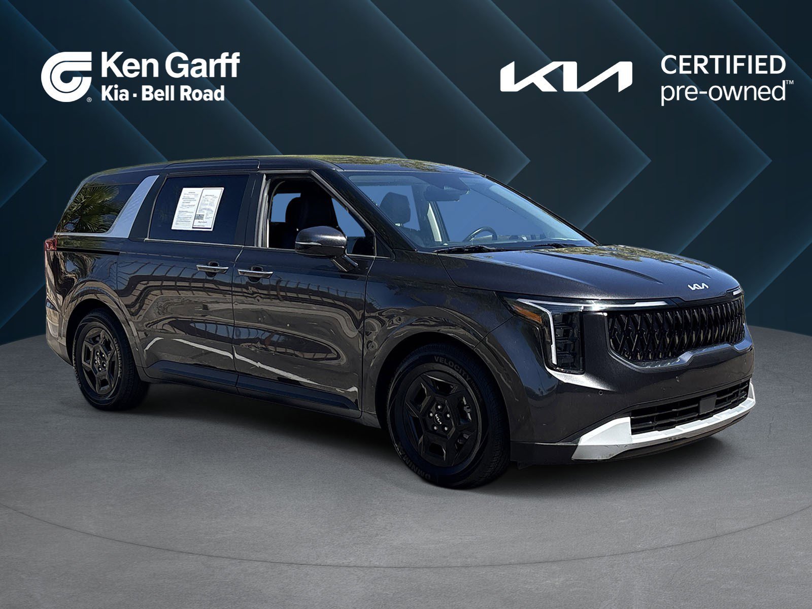 2025 Kia Sedona LXS's photo