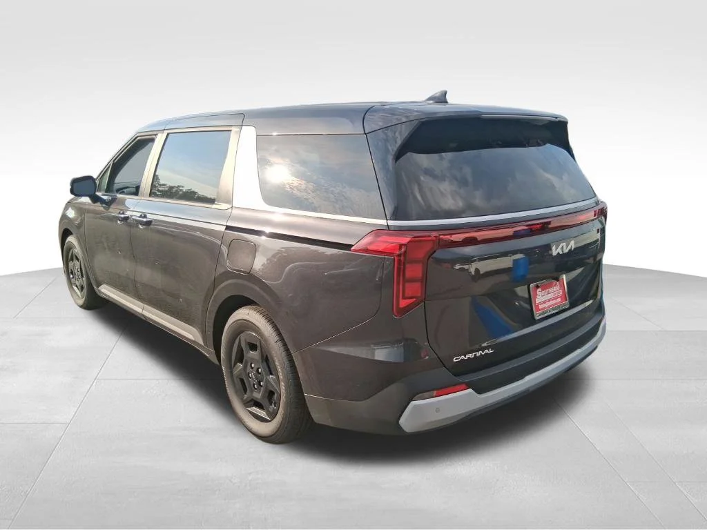 Used 2026 Gray Kia LXS image 9