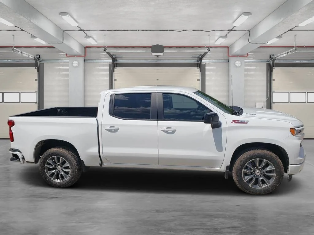 New 2026 White Chevrolet RST image 2
