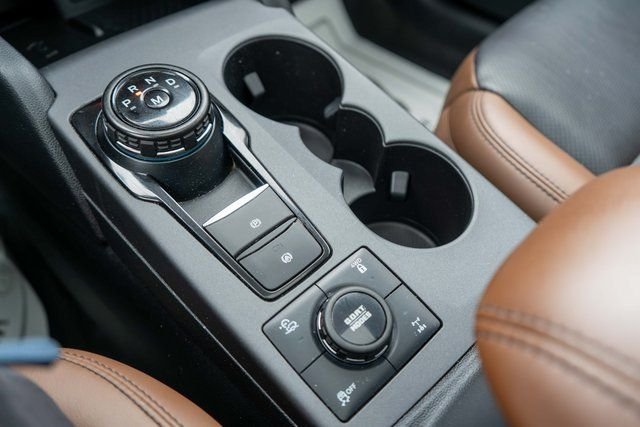 Used 2021 Silver Metallic Ford Badlands image 30