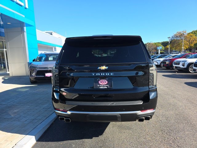 Used 2025 Black Chevrolet High Country image 3