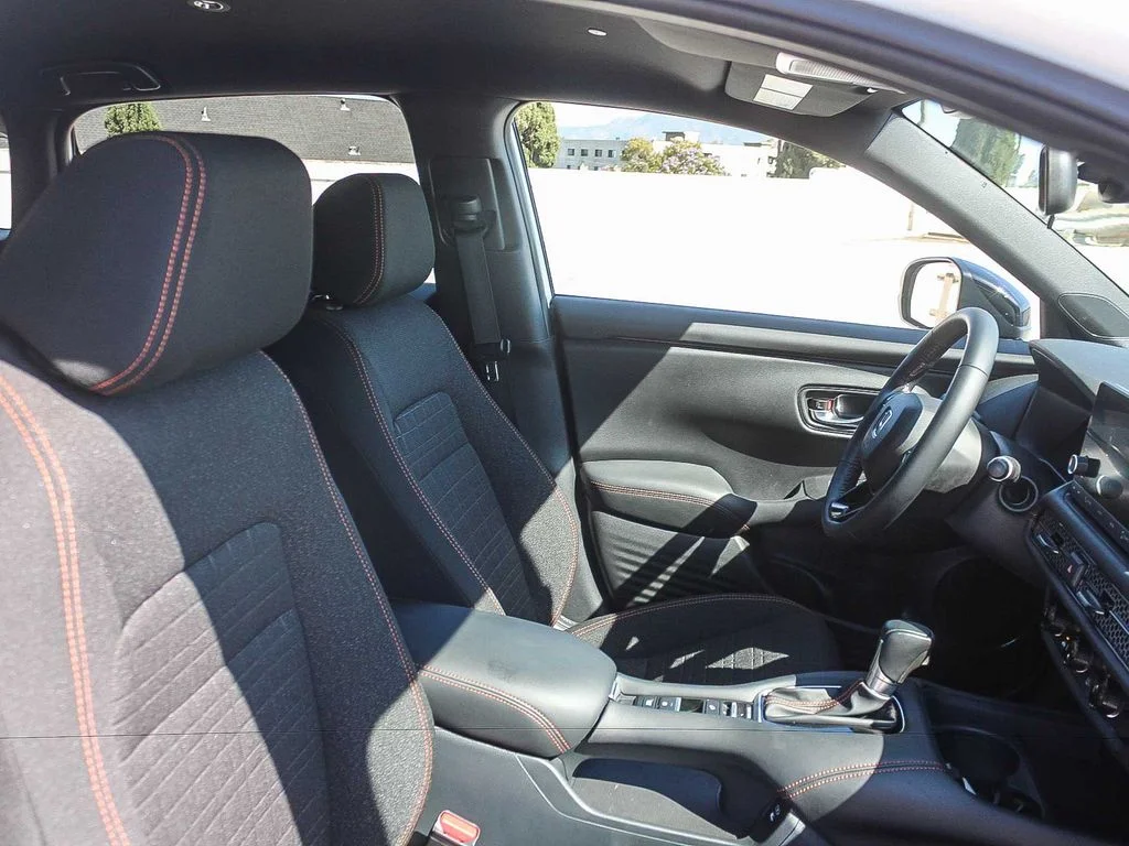2025 Honda HR-V Sport - Photo 17