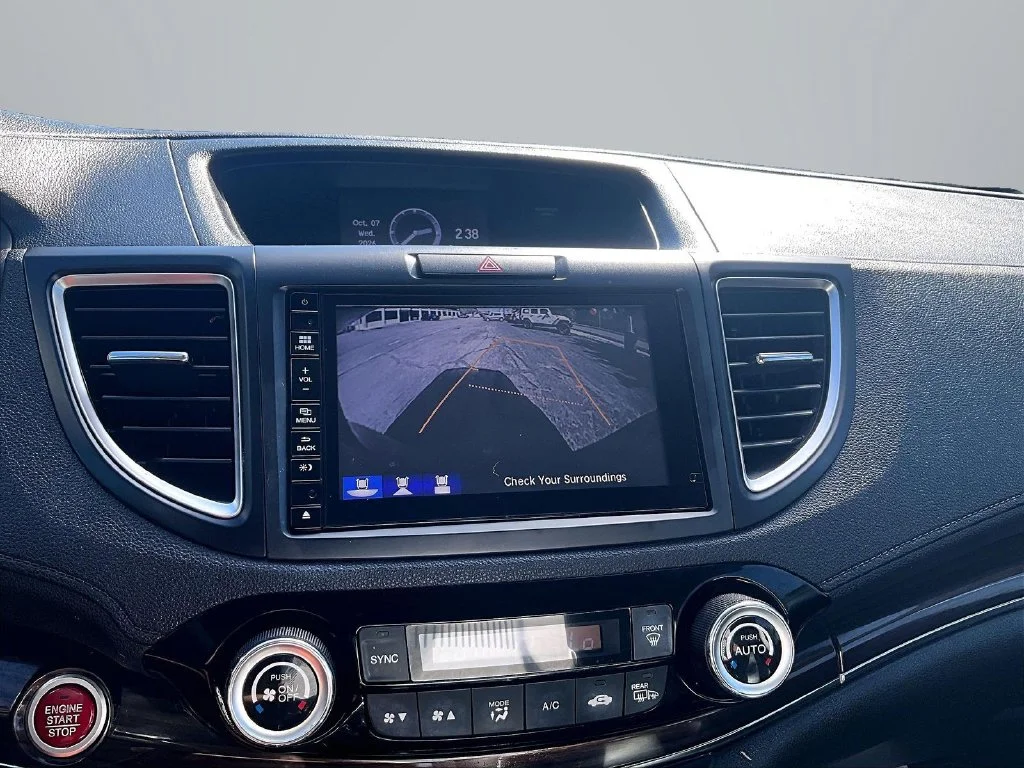 Used 2015 Black Honda Touring image 22