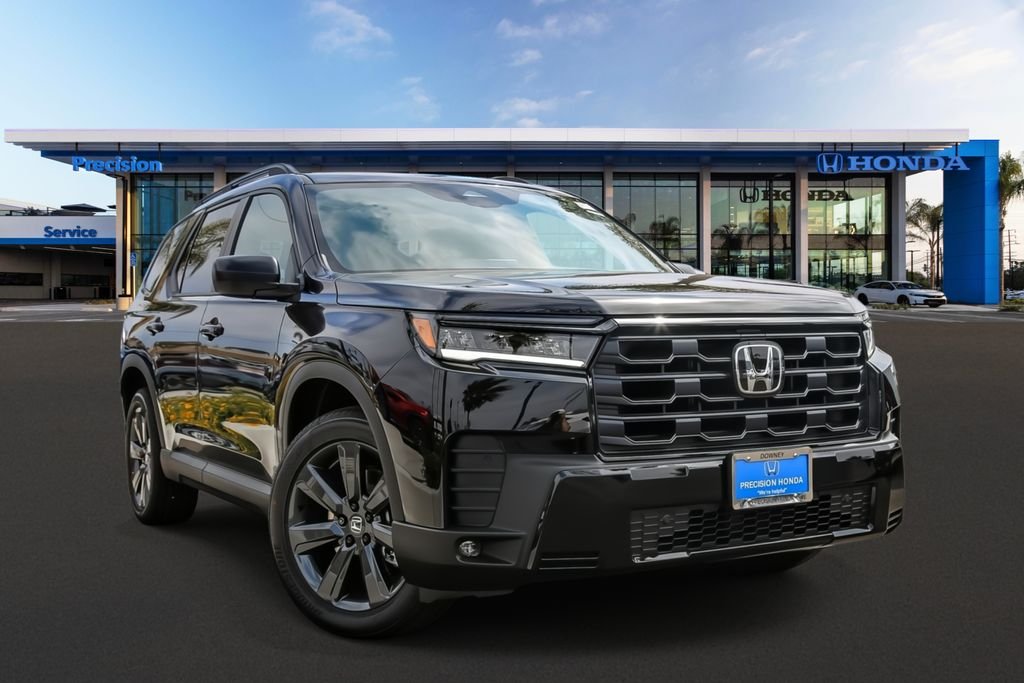 2026 Honda Pilot Sport 2WD's photo
