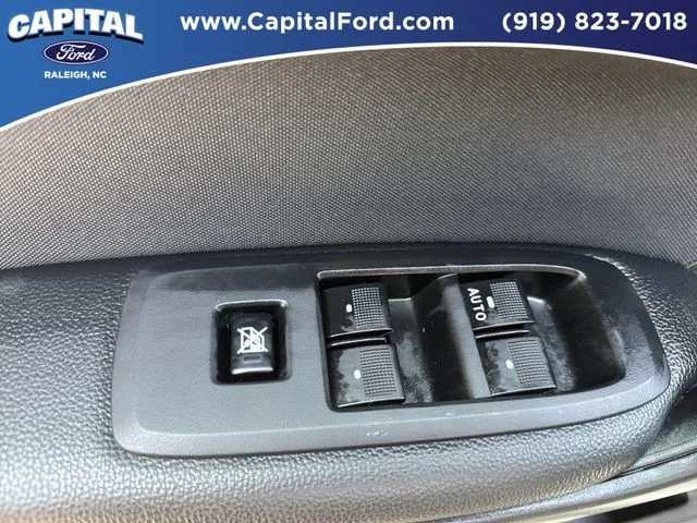 Used 2023 Gray Ford XLT image 21