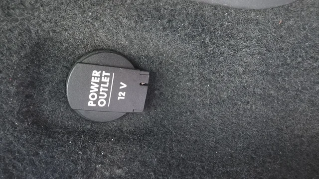 Used 2018 Black Porsche Base image 37