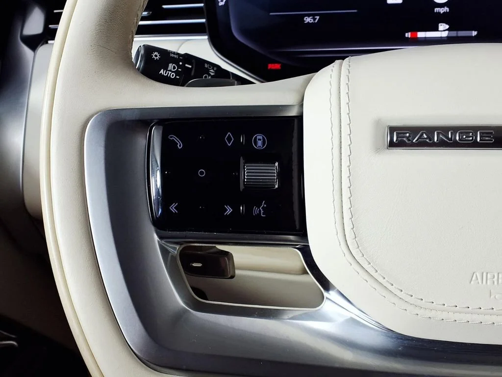 Used 2024 Green Land Rover Autobiography image 20