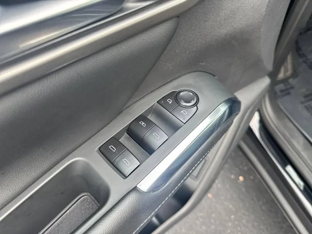 Used 2026 Mosaic Black Metallic Chevrolet LT image 13