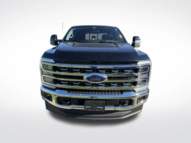 Used 2025 Black Ford Lariat image 2
