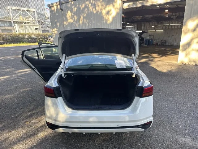 Used 2025 White Nissan 2.5 SV image 12