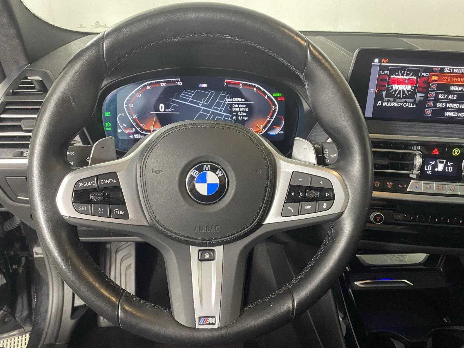 Used 2024 Black Sapphire Metallic BMW xDrive30i image 15