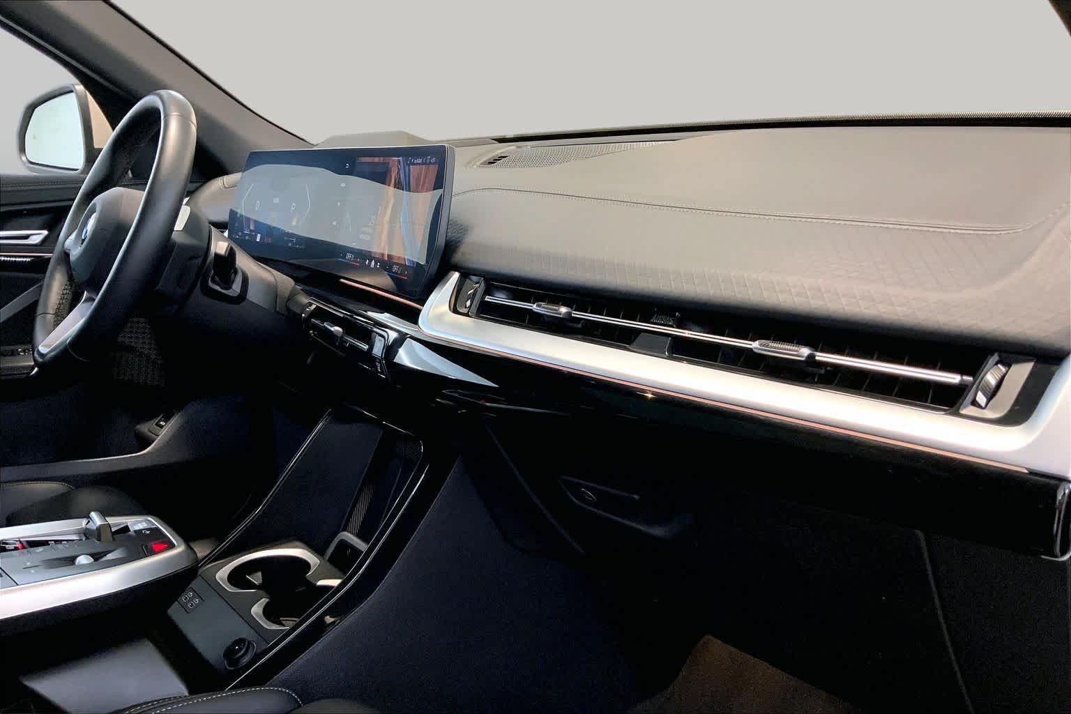 Used 2026 Dune Grey Metallic BMW xDrive28i image 18