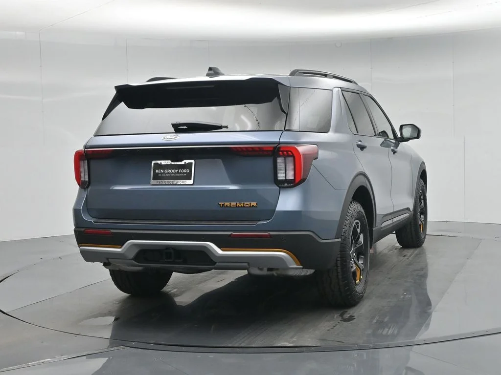 New 2026 Blue Ford Tremor image 56