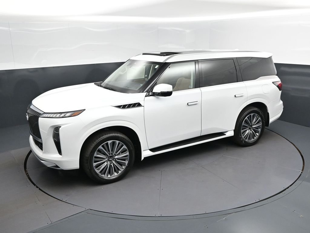 New 2026 RADIANT WHITE INFINITI Luxe 2WD image 32